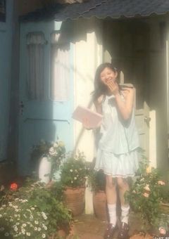 　　　　　𝘌𝘶𝘱𝘩𝘰𝘳𝘪𝘢 𖥔 ࣪　