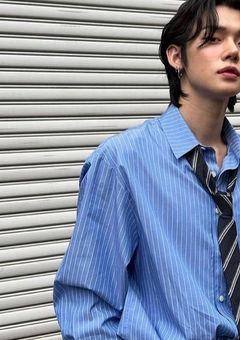 学校1のイケメンと美女