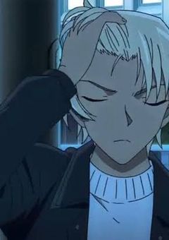 "紅井"さん、追いかけられてます