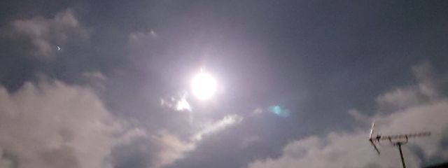 ともさんの壁紙画像