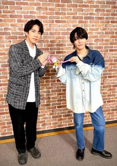 新しいハナタバは、伊東さんに____ .