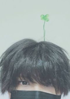 お、推し様がすぐそばに…?!