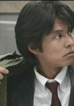 盲目の目隠し捜査官、取り調べ相手が不憫です