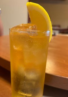 Bar on your side🍸