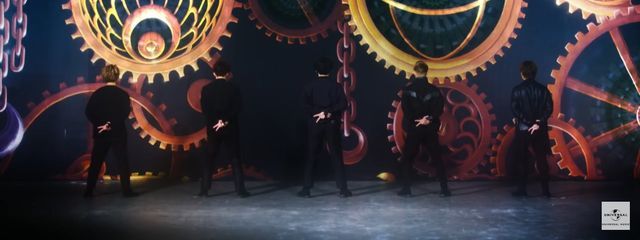 琴葉(ことは)さんの壁紙画像