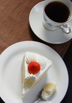 1 / 2 の シ ョ ー ト ケ ー キ