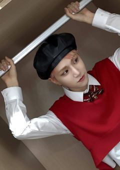 先輩に猛アタックしてみます。