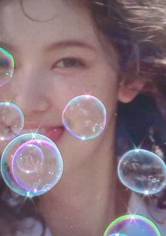 　　　　　𝖡𝗎𝖻𝖻𝗅𝖾 𝖦𝗎𝗆