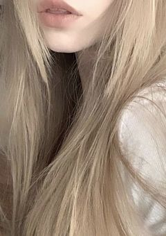 君 臨 す る 令 嬢