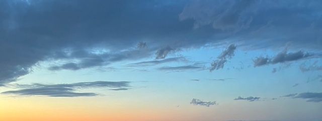 夜間さんの壁紙画像