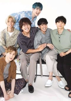 SixTONESは