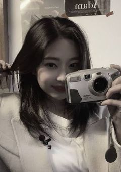 📸