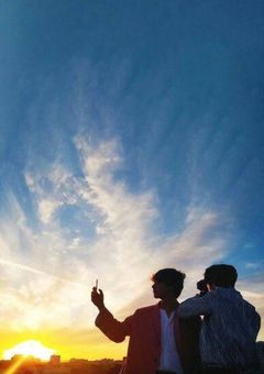 嘘より深く、藍より淡く