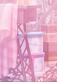 6  人 の 男 達 に 狙 わ れ て ま す 。