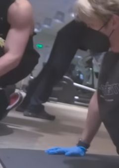 秘 密 の ジ ム .