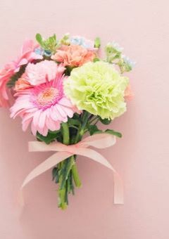 届きそうで届かない