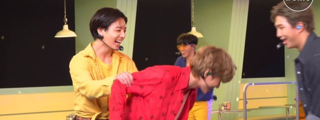 綾香🐰🦊🥟さんの壁紙画像