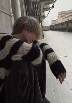 聴覚障害者 , アイドルになるらしい 。