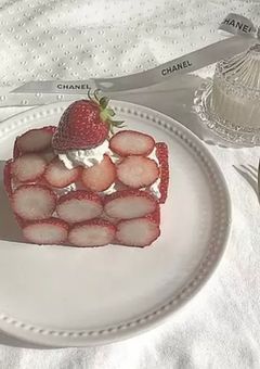短 編 集