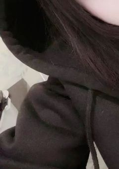 　踏ん張れ姉貴 。