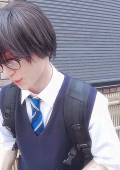 # 隣の席のアニメオタクくん　