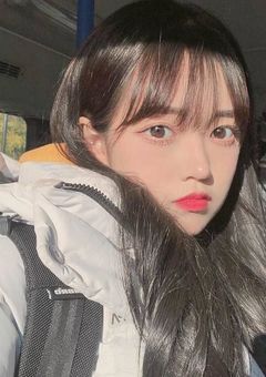 雪 女 と 愉 快 な 仲 間 達 ．