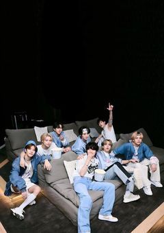 僕を誘拐した犯人は推しでした[Stray Kids]