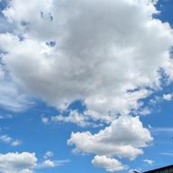 夜明🌙　低浮上さんのアイコン画像
