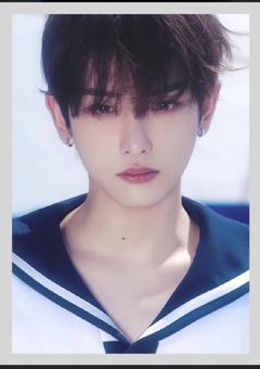 みんなを傷つけないように今日も優等生の仮面を被る