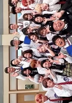 『B』TS『T』WICE『S』hare house