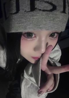 最 強 バ デ ィ の 暗 殺 教 室 。