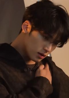 　𝑩𝒐𝒓𝒅𝒆𝒓𝒍𝒊𝒏𝒆 𝟗𝟕-𝟗𝟖 　