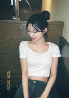 　白 い バ ラ が 枯 れ る 前 に 。　