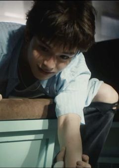 # Life Goes On   ＿＿＿