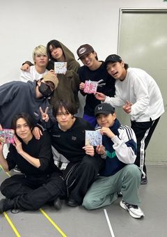 𝓽𝓲𝓶𝓮𝓵𝓮𝓼𝔃𝑯𝒐𝒔𝒑𝒊𝒕𝒂𝒍