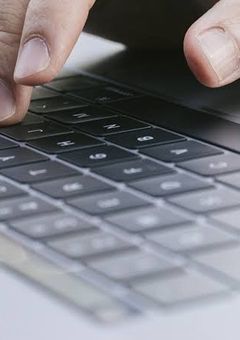 紫乃芽めめさんはタイピングが速くなりたいそうです