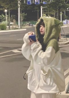 強 く 痛 く 抱 き し め て 