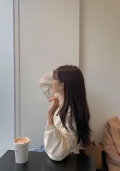 　　恋  愛  奮  闘  記  。