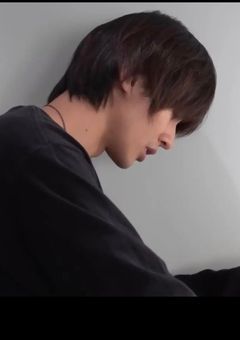 かれしはやばな