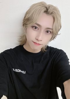 月詠あすかは今日から私の保護者です