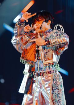 大人になりたかった＿＿。