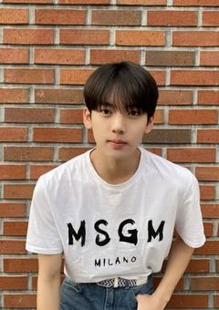 R-18小説家は鈍感ちゃんです