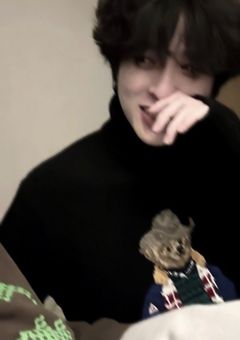 アイドルと校内恋愛