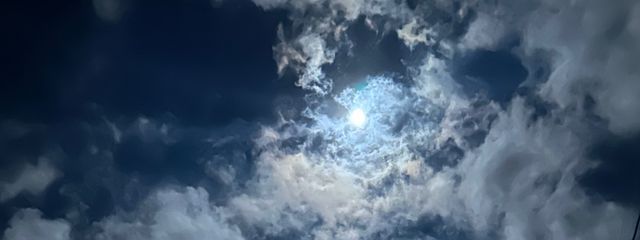 水瀬　楓さんの壁紙画像