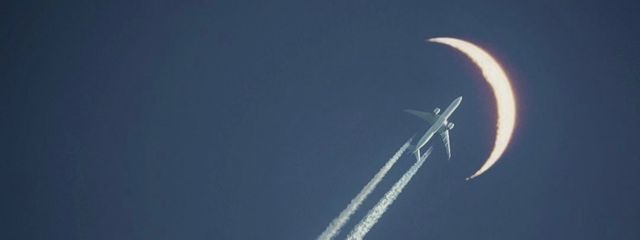 凛々さんの壁紙画像