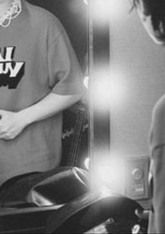 # ボーカルさんは家で奥さんを溺愛してるらしい