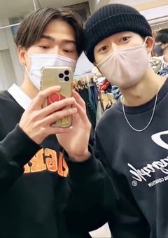 俺　だ　け　見　て　。