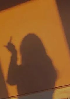 反韓の私がなんでBG？