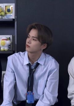 　　　朝光先生は俺のもん　,,　　　