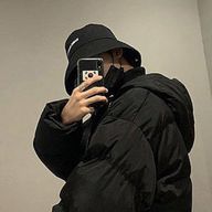　蓮　/　紫音の兄貴　/　紫音と共に活動休止中　　フォロバさんのアイコン画像